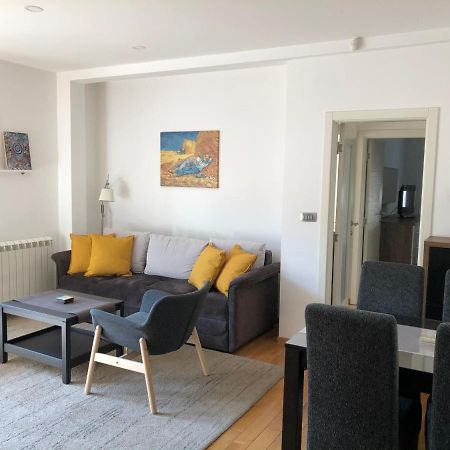 Modern 1 Bed Apartment, Near Shopping Mall Stadion Belgrade Exterior photo